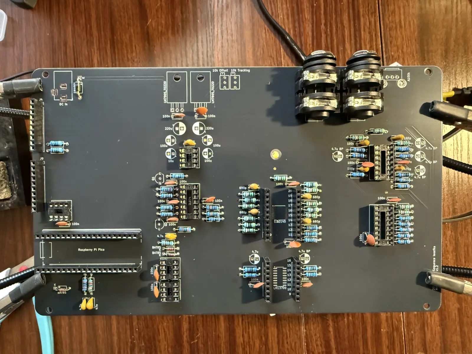 mb_5_caps